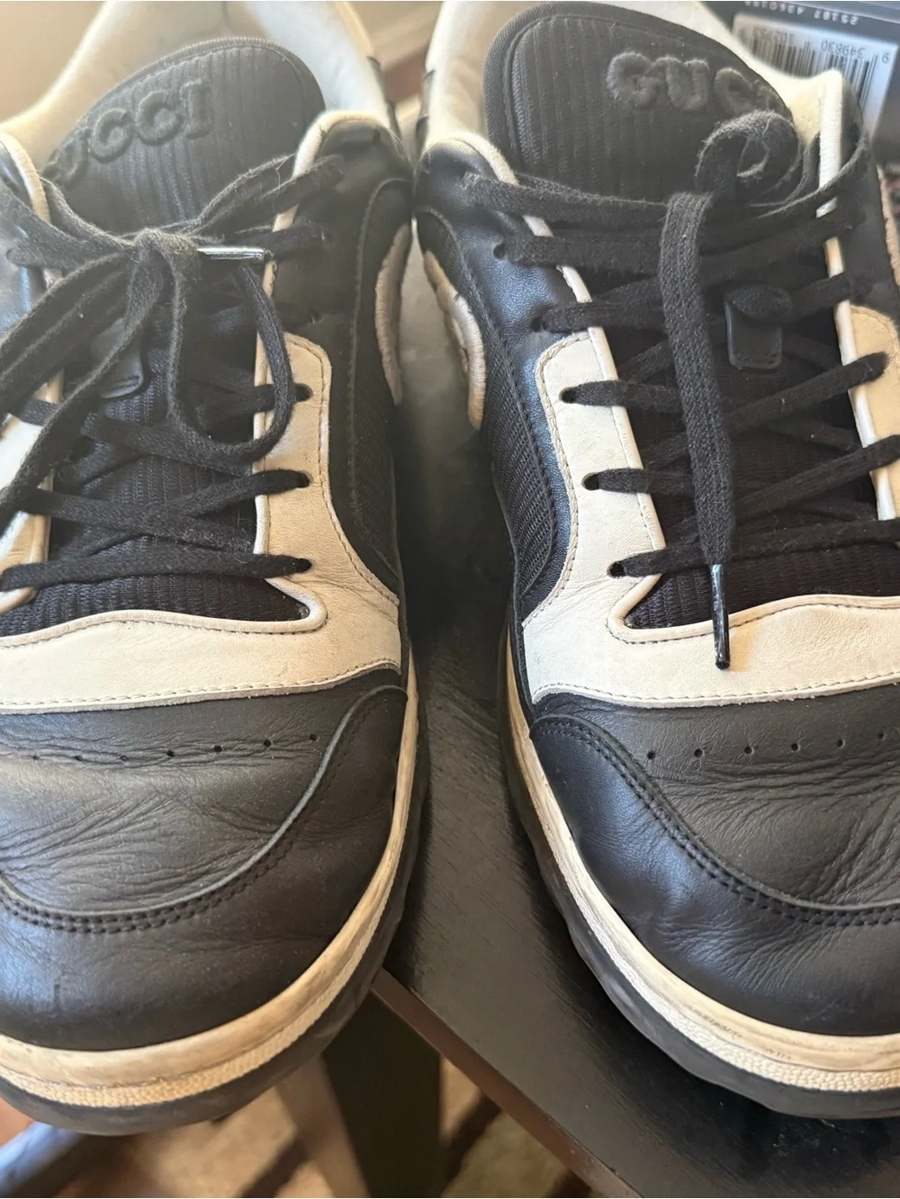 Gucci Black and White Men’s Low-Top Sneakers